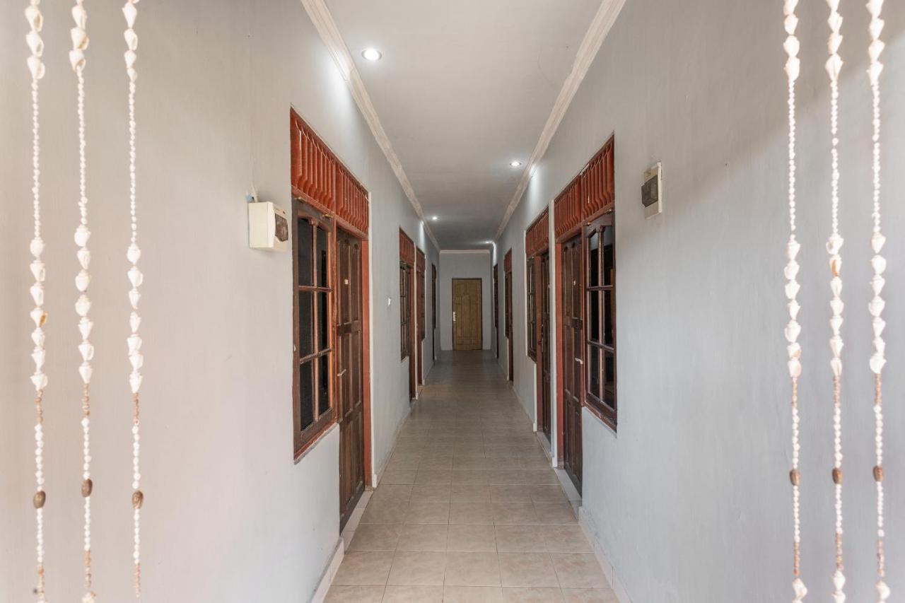 Oyo 2527 Hotel Triana Palangkaraya Extérieur photo